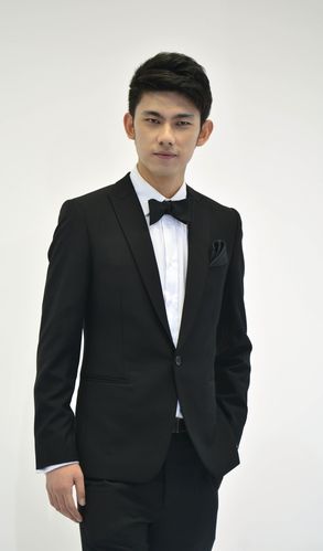 曹贵荣 视觉与舞美负责人
